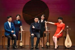 上海评弹团现代书目首次亮相香港