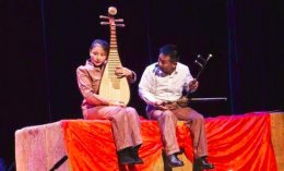 豫剧《我的娘 我的根》来河南巡演